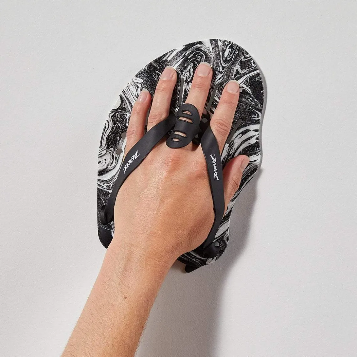 Ultra Hand Paddles - Black/White
