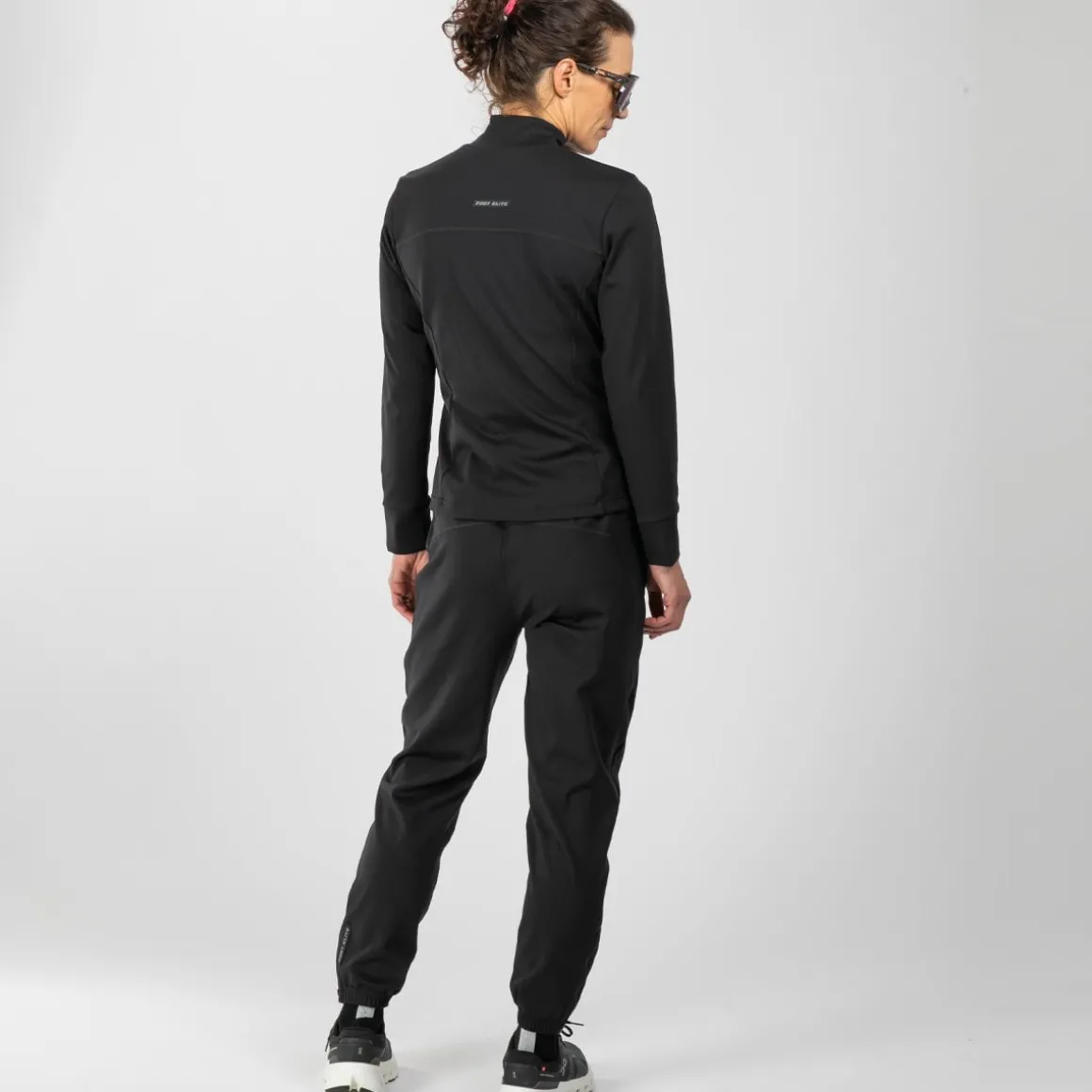 Women's Elite Run Track Jacket - Jet Black