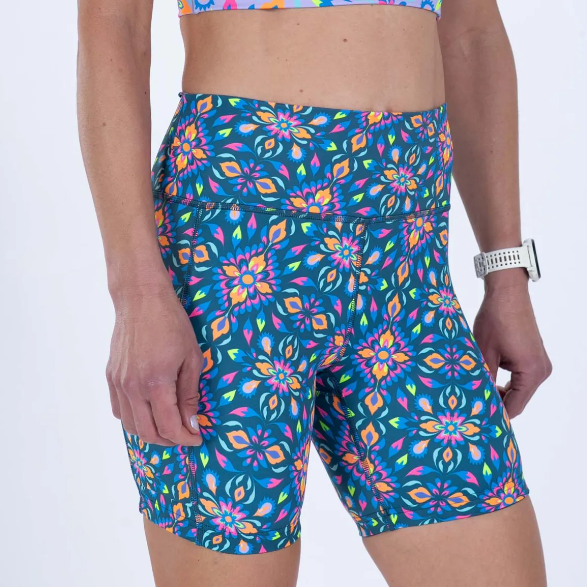 Women's Ltd Run 6" Pulse High-Rise Short - Kaleidoscope