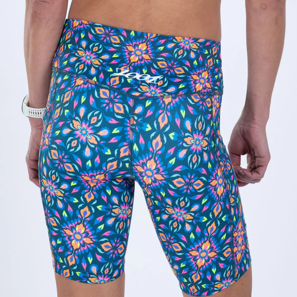 Women's Ltd Run 8" Pulse High-Rise Short - Kaleidoscope