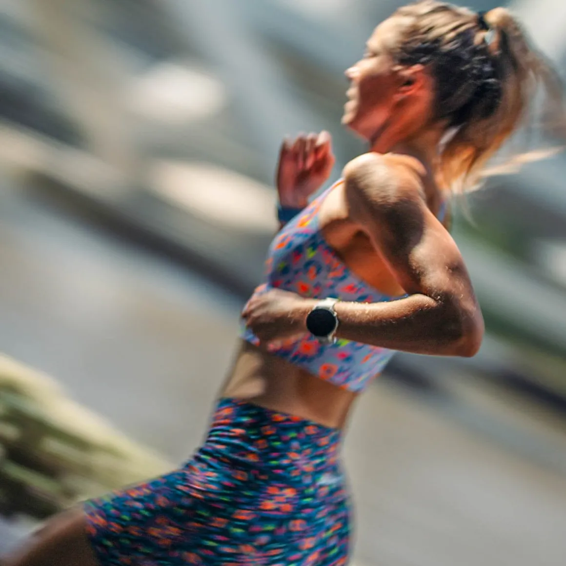 Women's Ltd Run Crop - Kaleidoscope
